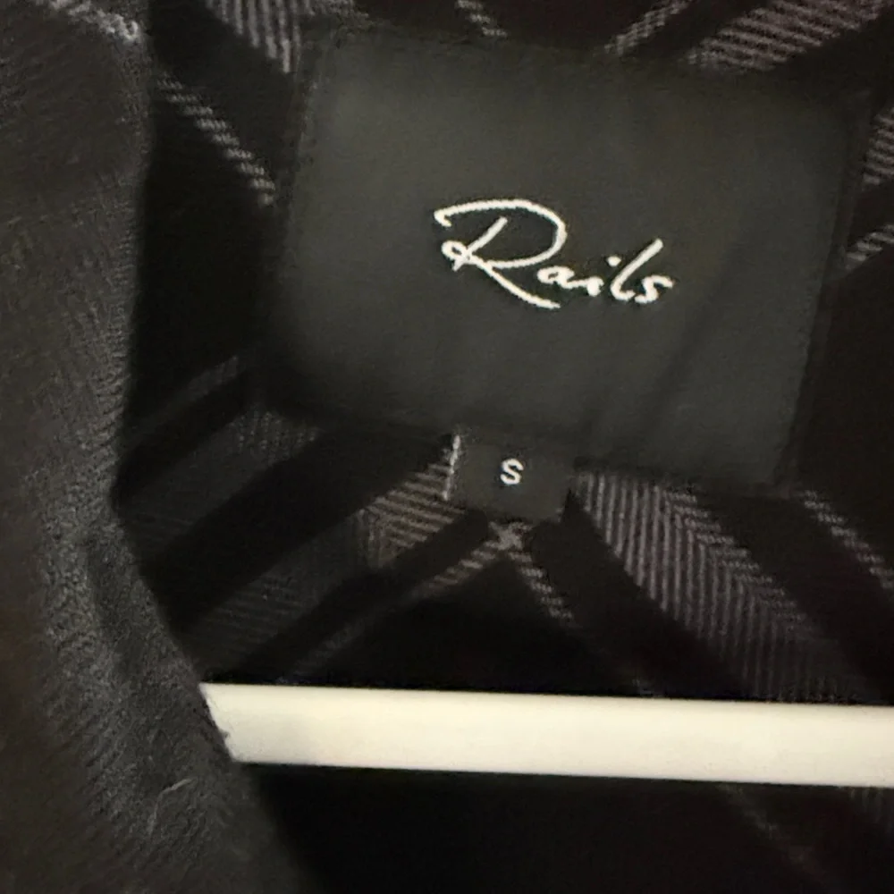 Rails top - Picture 3 of 6